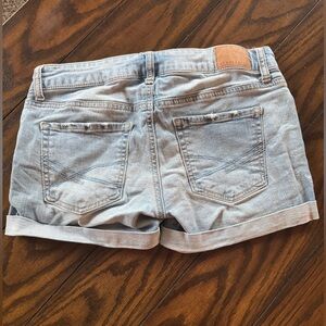 Size 0 women’s Aeropostale Light Blue Denim Shorts